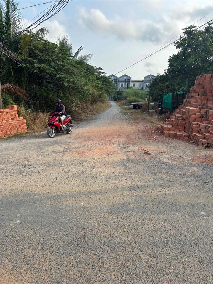 Bán nhanh lô đất thổ xây dựng tự do