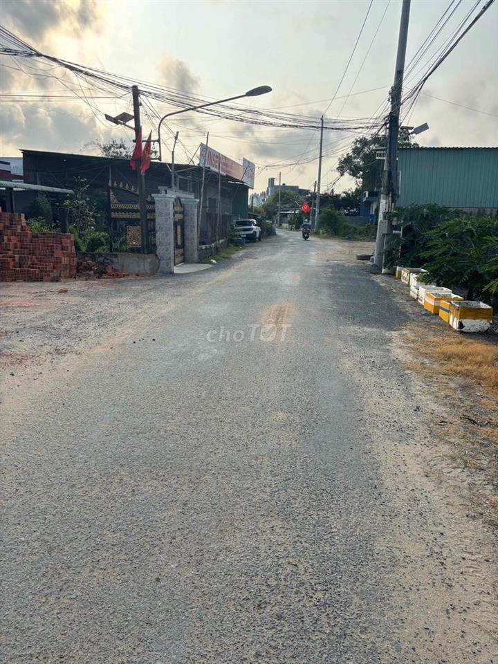 Bán nhanh lô đất thổ xây dựng tự do