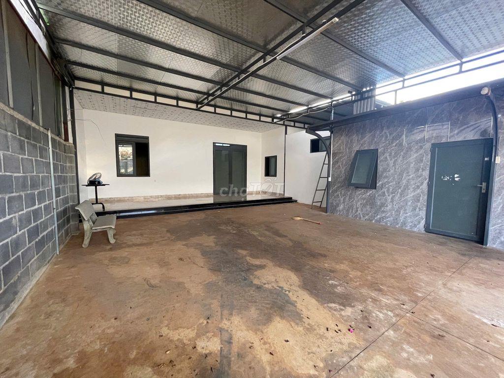 Bán nhà trung tâm Phường Buôn Ma Thuột 
