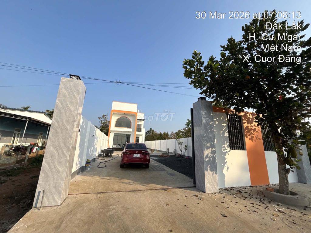 Cần bán nhà mới xây do kẹt vốn