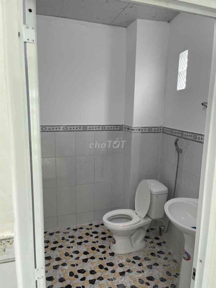 BÁN NHÀ HẺM 4 đường Nhật tảo