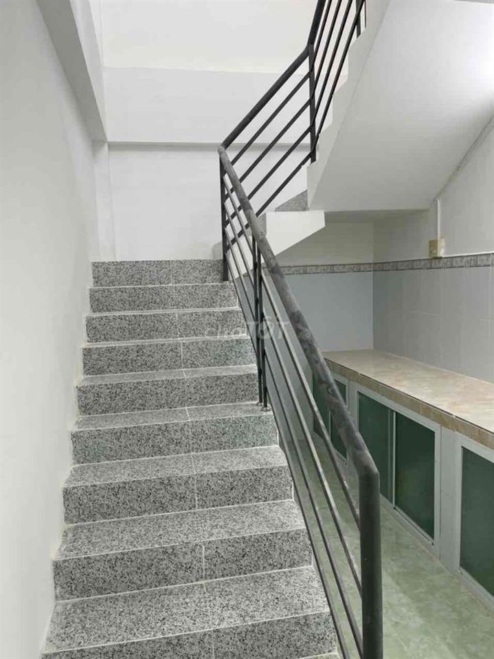 BÁN NHÀ HẺM 4 đường Nhật tảo