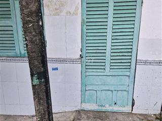 Phòng trọ đi được 2 đường 30/4 và 3/2