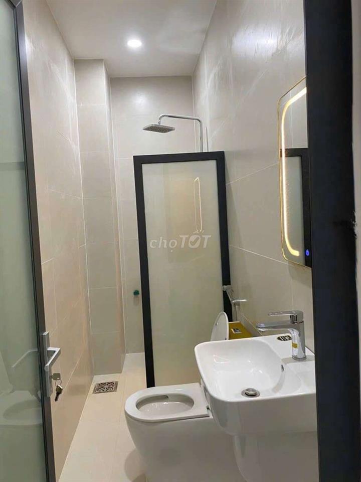 Bán nhà 3 tầng mặt tiền đường Thanh Niên Quy Nhơn