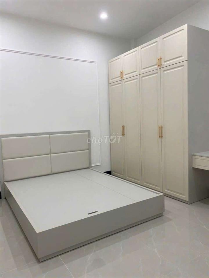 Bán nhà 3 tầng mặt tiền đường Thanh Niên Quy Nhơn