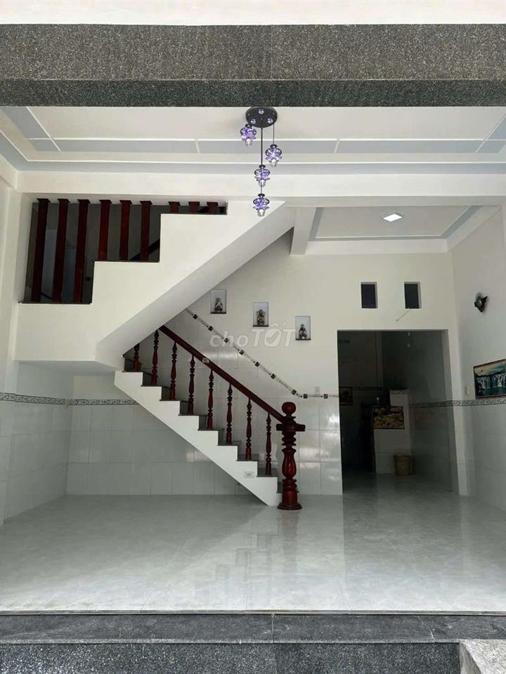 Bán nhà 2 tầng mặt tiền đường Tú Mỡ Quy Nhơn
