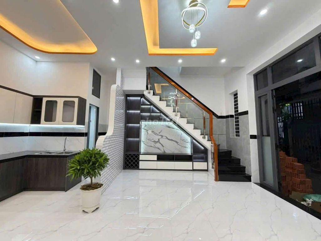 Bán nhà 2 tầng hẻm  Huỳnh Thúc Kháng Quy Nhơn 