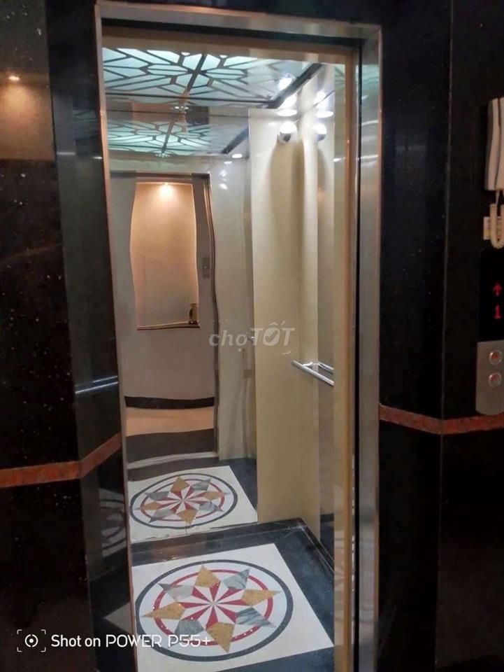 Bán khách sạn 7 tầng cách biển An Dương Vương Quy Nhơn 300