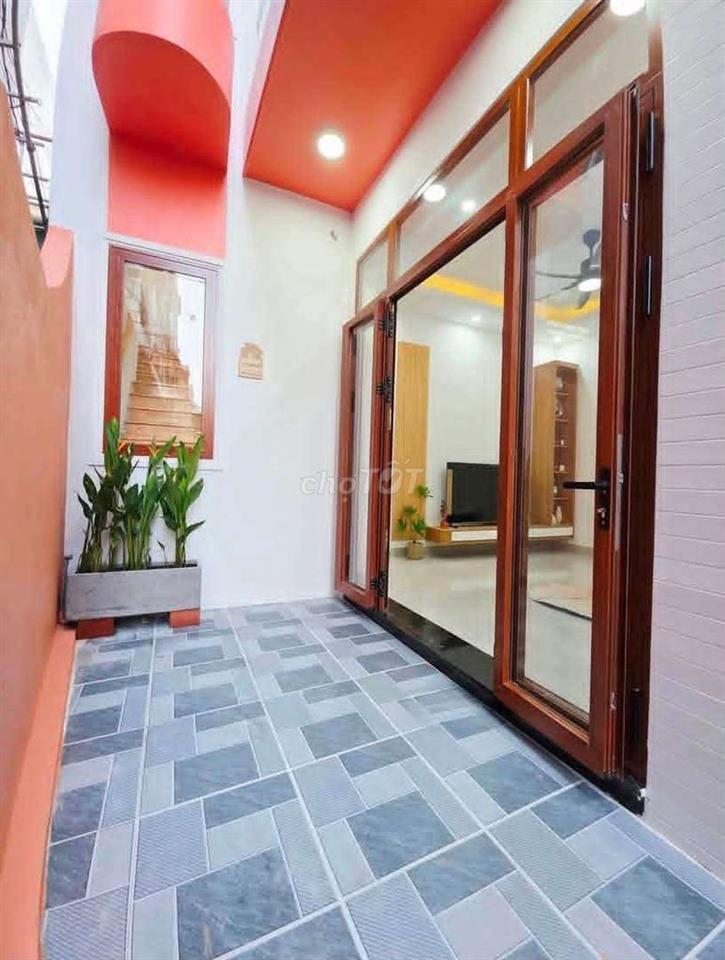 Bán nhà 2 tầng hẻm Cần Vương Quy Nhơn