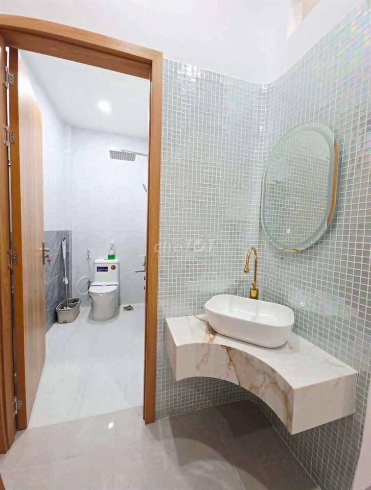 Bán nhà 2 tầng hẻm Cần Vương Quy Nhơn