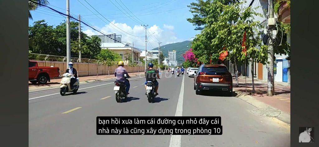 Bán nhà mặt tiền Trương Đinh Quy Nhơn 