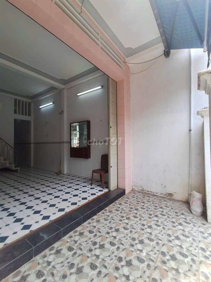 Bán nhà mê lỡ mặt tiền khu Chợ Đầm Quy Nhơn