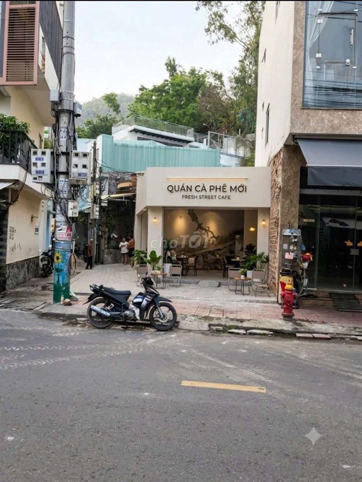 Bán lô đất 3 mặt tiền Hoàng Văn Thụ Quy Nhơn giá 5,6 tỷ
