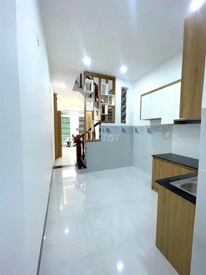 Bán nhà 2 tầng hẻm Nguyễn Thái Học 