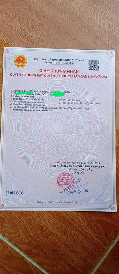 kẹt tiền bán đất vườn có 210 m thổ cư, gần chợ trường học và ủy ban
