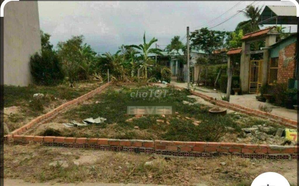 Đất sổ hồng riêng thổ cư cách chợ phú mỹ tuy an 200m