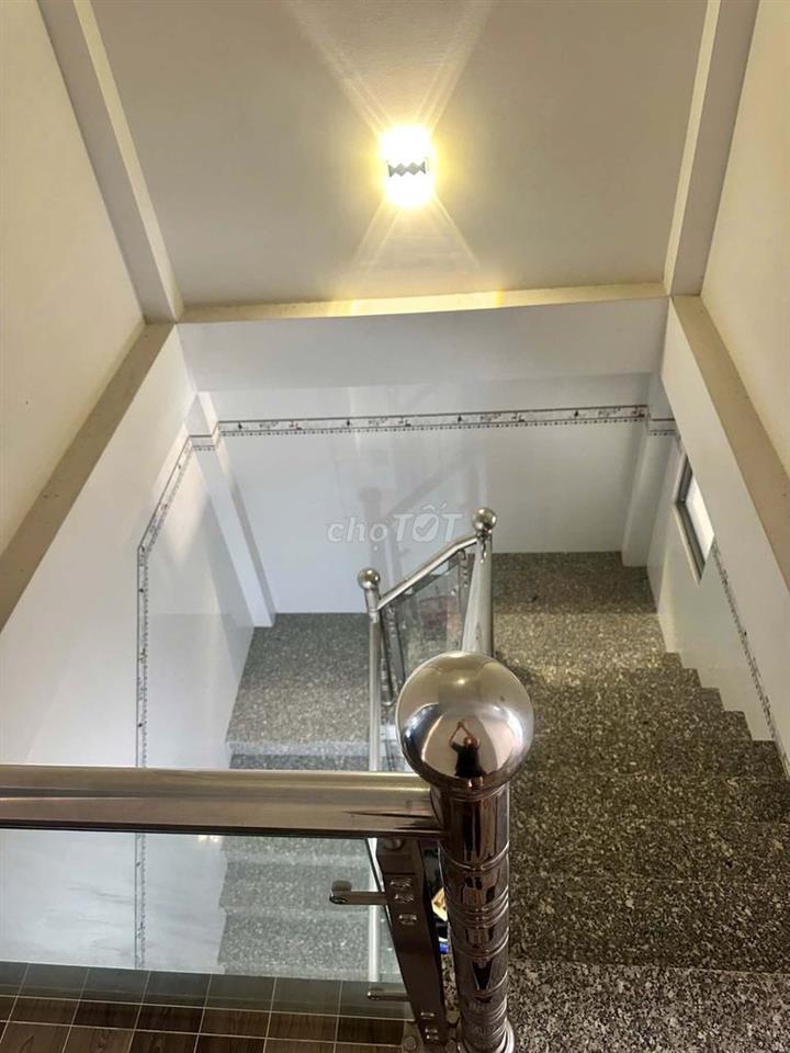 Bán nhà mặt phố tại tp Cao Lãnh, Đồng Tháp giá rẻ bất ngờ