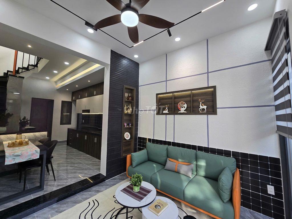 Bán nhà Gò Vấp mới xây 53,3m2x3T; có04 ngủ, đã đủ nội thất giá 5,98 tỷ