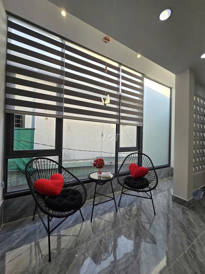 Bán nhà Gò Vấp mới xây 53,3m2x3T; có04 ngủ, đã đủ nội thất giá 5,98 tỷ