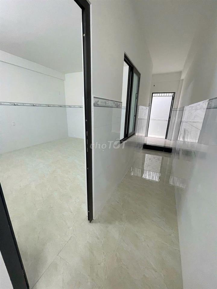 NHÀ 2 TẦNG TRƯỜNG CHINH – 150M² CHỈ 9.5TR/THÁNG!
