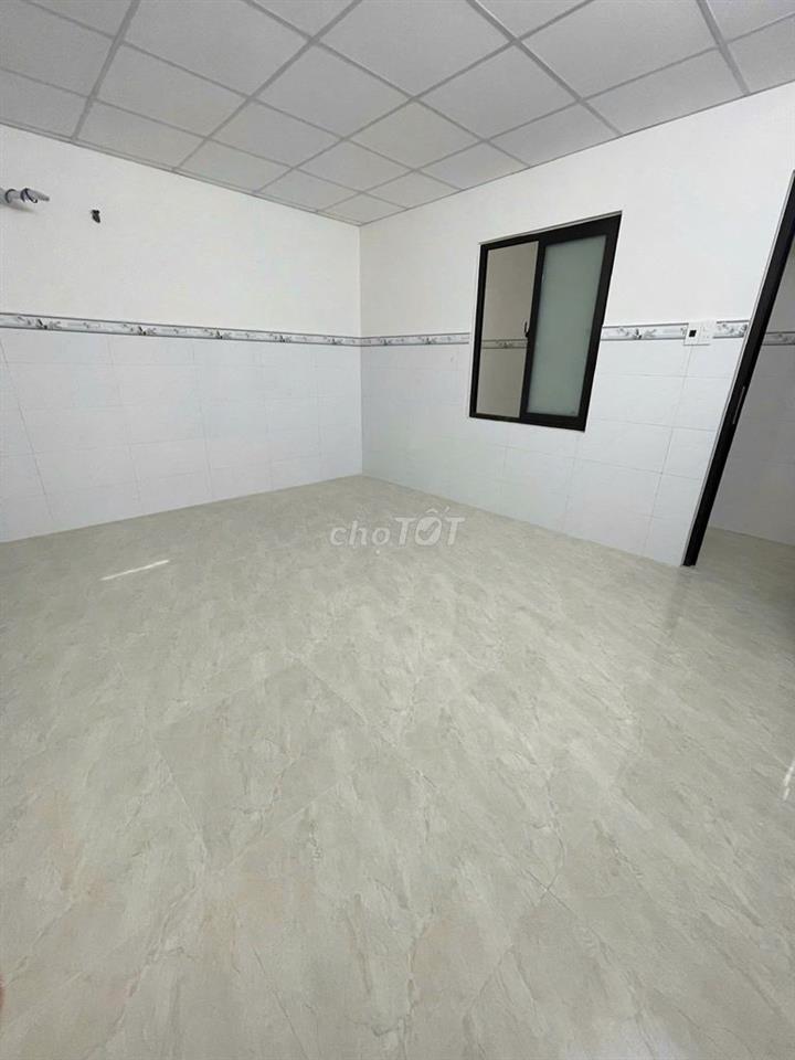 NHÀ 2 TẦNG TRƯỜNG CHINH – 150M² CHỈ 9.5TR/THÁNG!
