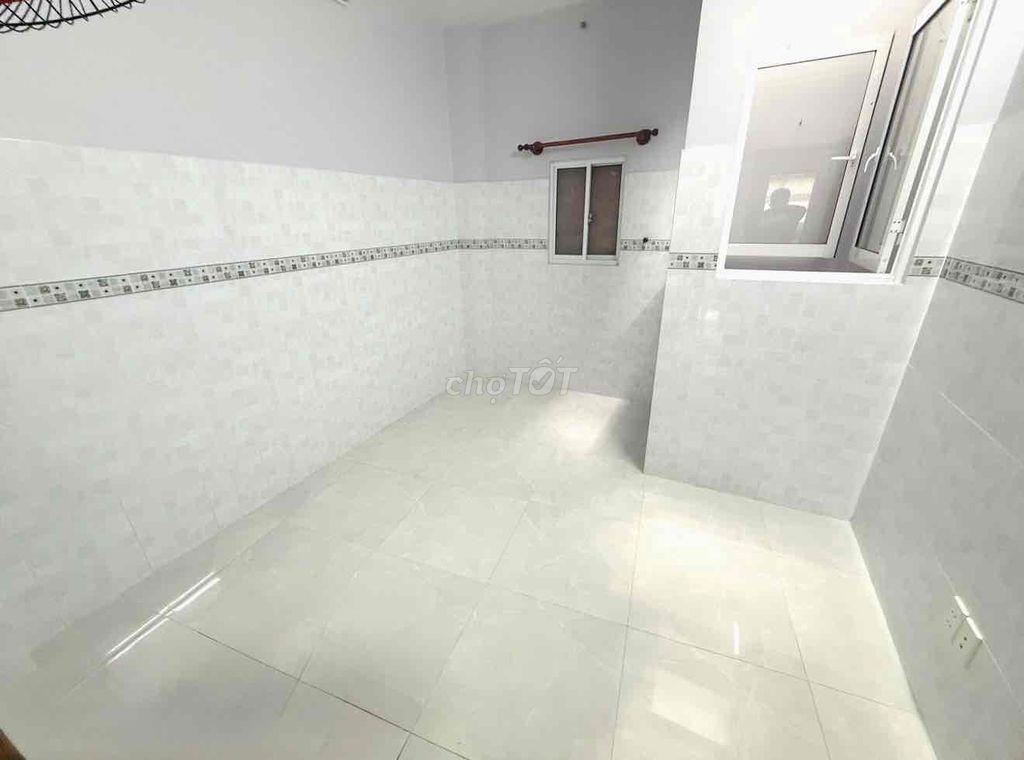 CHO NỮ THUÊ - BAO ĐIỆN NƯỚC - GẦN ĐH NGUYỄN TẤT THÀNH