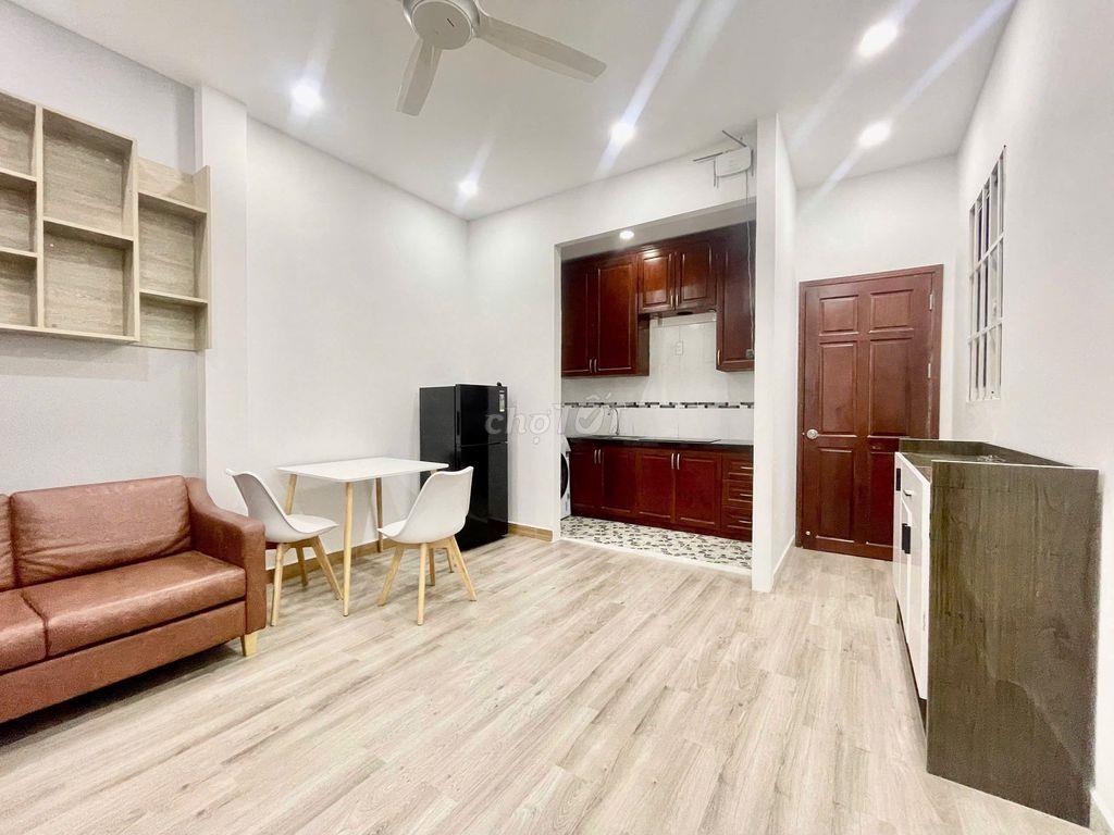 🔥 CHO THUÊ CĂN HỘ 1PN 45M² CÓ BAN CÔNG, MÁY GIẶT RIÊNG – QUẬN 1