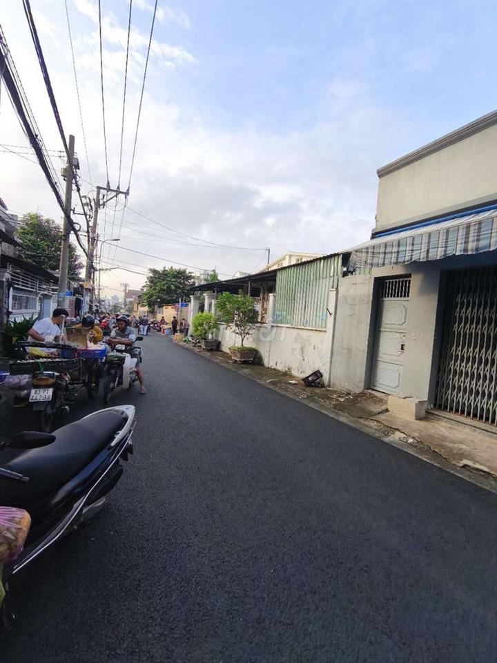 Cần bán nhà mặt tiền đường số 9 khu vực nhà thờ Tam Hà, Thủ Đức