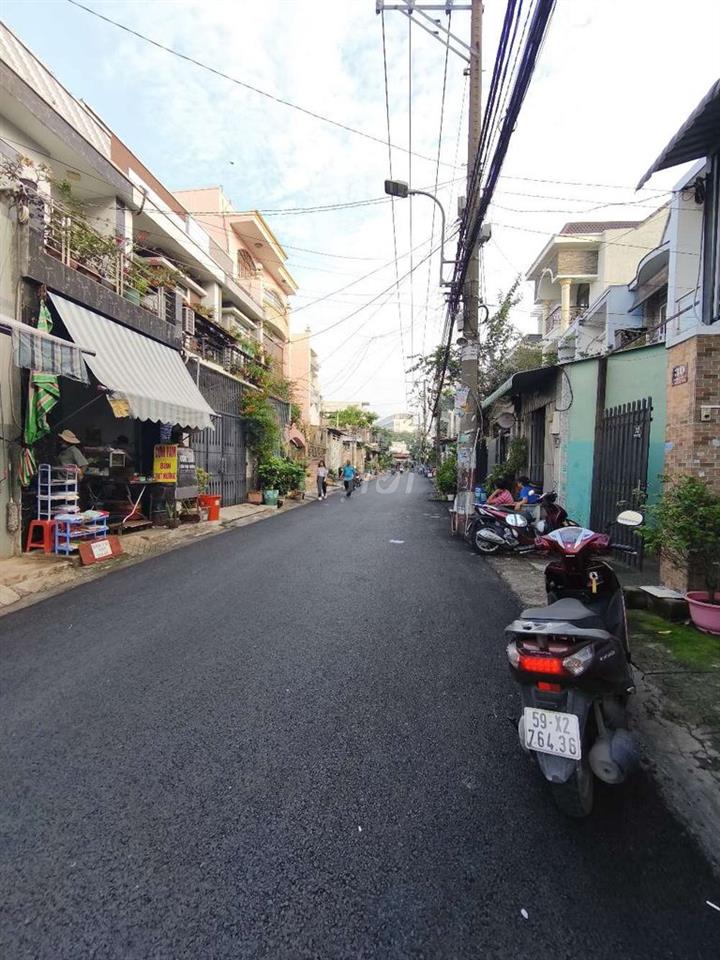 Cần bán nhà mặt tiền đường số 9 khu vực nhà thờ Tam Hà, Thủ Đức
