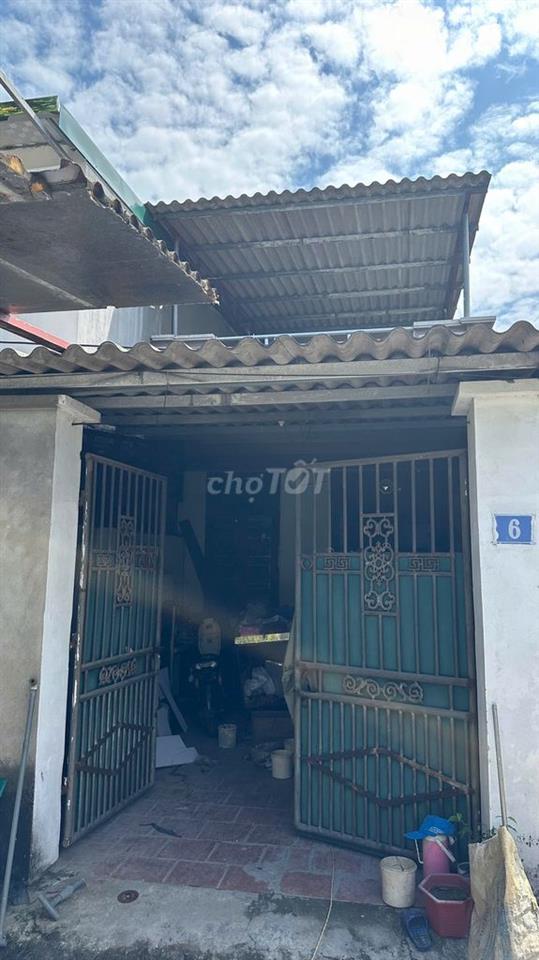 Chính chủ bán nhà  trung tâm thị trấn Yên Viên