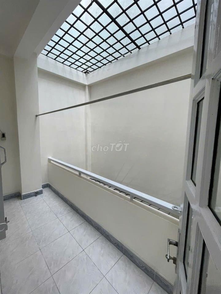 CHO THUÊ TẦNG 1 PHÙ HỢP GIA ĐÌNH