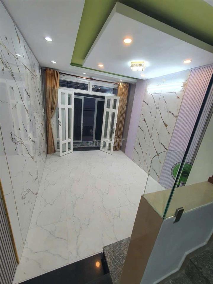 nha cho thuê.4m x 14m 2 làu 4p ngu 4wc