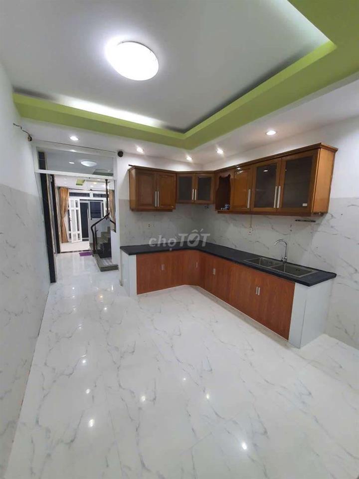 nha cho thuê.4m x 14m 2 làu 4p ngu 4wc