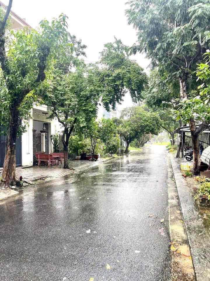đất biển xuân thiều giá siêu siêu tốt cho ai nhu cầu định cư .