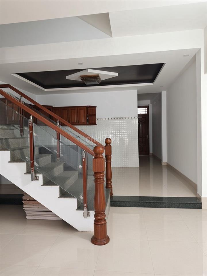 Cho thuê mặt bằng 19 Vũ Ngọc Phan (Chợ Hoà Khánh)