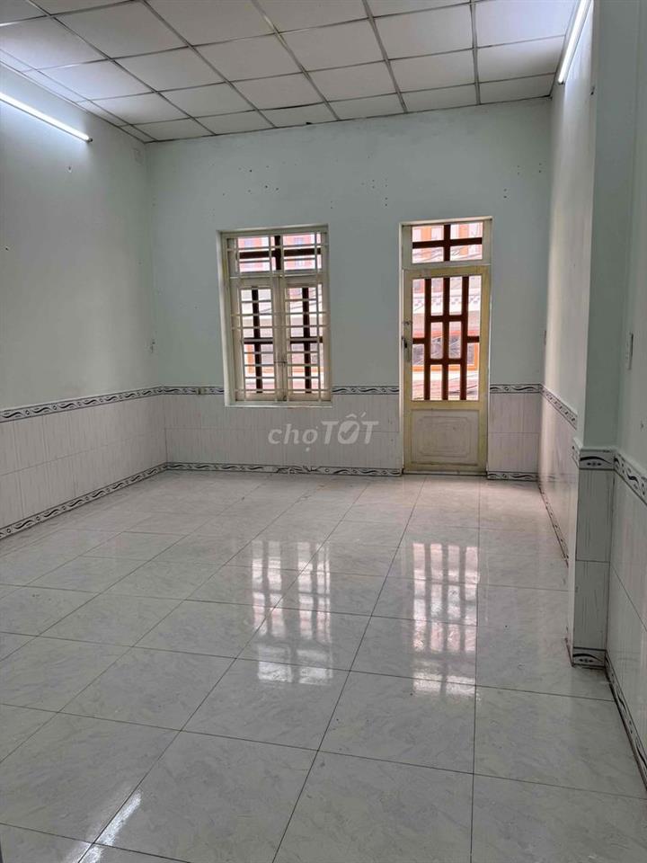 Cho thuê nhà mặt tiền hẻm nhựa