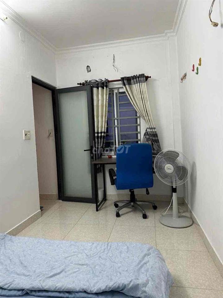 Góc tìm người Hiện tại mình đang còn trống căn nhà gò vấp cạnh vincom