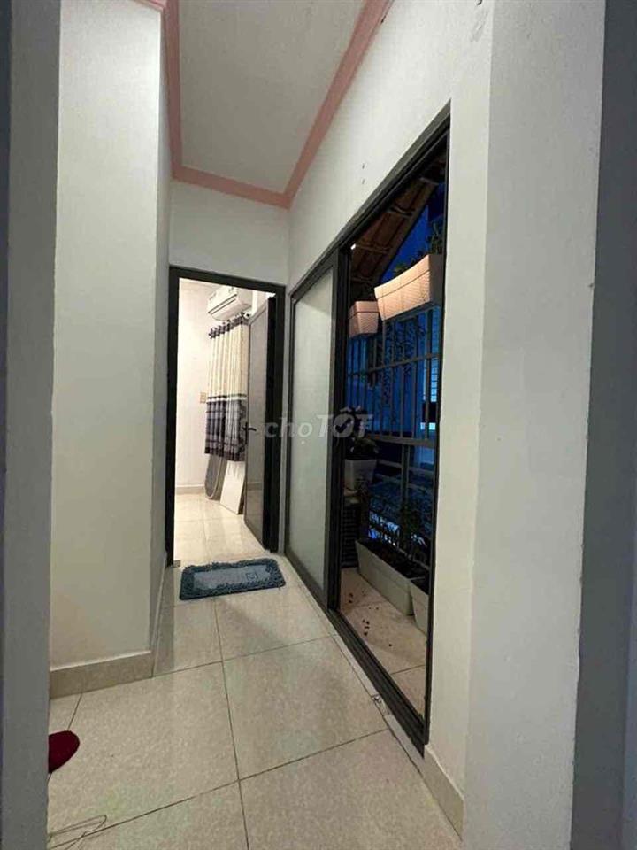 Góc tìm người Hiện tại mình đang còn trống căn nhà gò vấp cạnh vincom