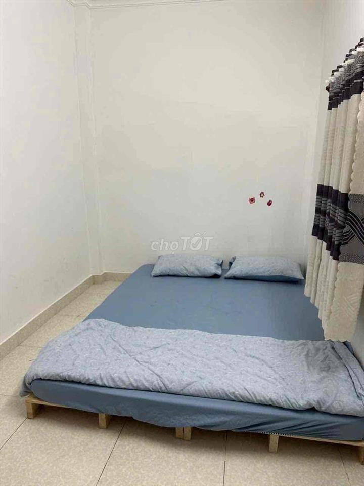 Góc tìm người Hiện tại mình đang còn trống căn nhà gò vấp cạnh vincom