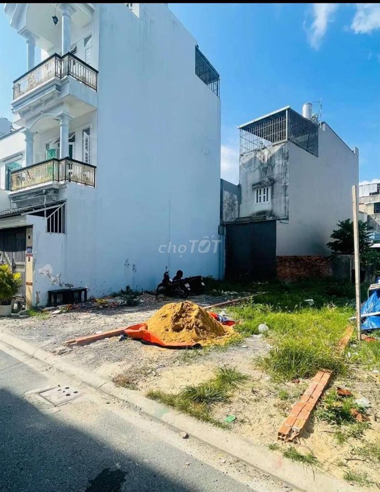 CẮT LỖ LÔ ĐẤT 250m² GIÁ 1 TỶ 200 Lê Văn Phiên ,Xuân Thới Sơn , Hóc Môn
