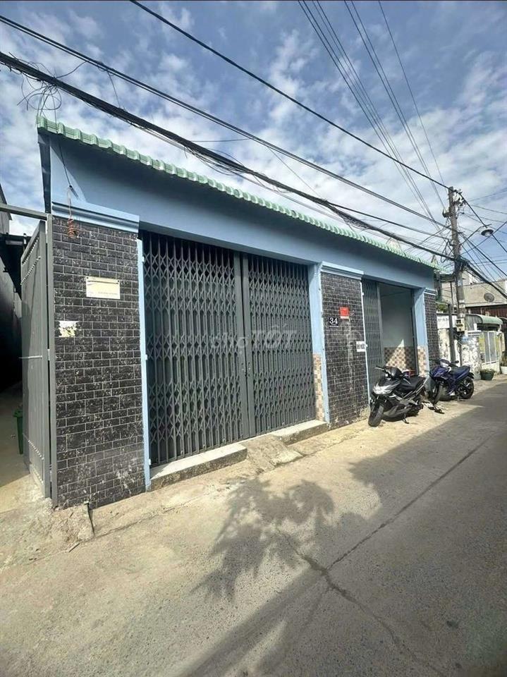 BÁN ĐẤT KÈM DÃY TRỌ 328M2 GIA 1TY8 8P 2KIOT Đ. ĐÔNG THẠNH 6 HÓC MÔN.