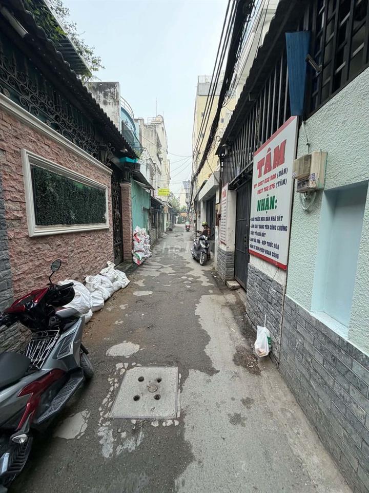 Nhà Thủ Đức 4pn 3nvs có sân thượng