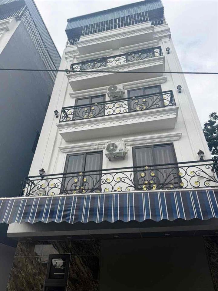 tôi chính chủ cần bán ngôi nhà mới xây 5 tầng pháp lý sổ đỏ sẵn sàng