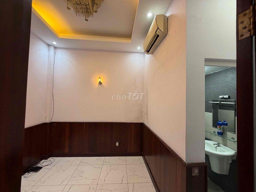 Cho thuê nhà mặt tiền