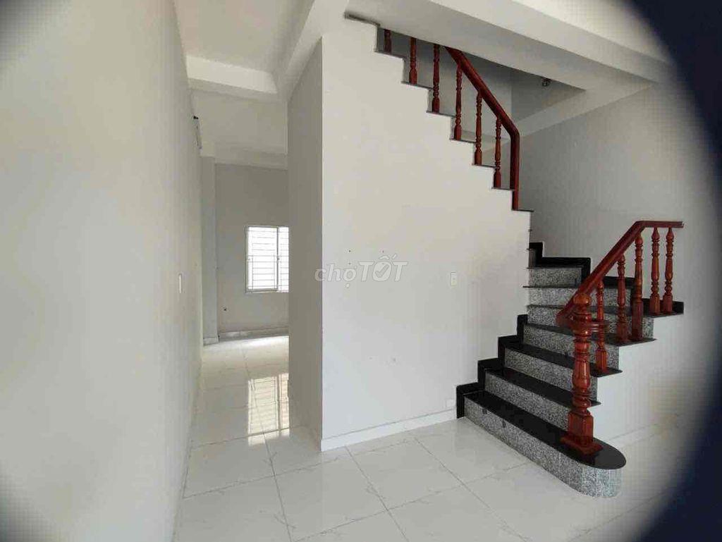 Cho thuê nhà ở KDC Hoàng Quân