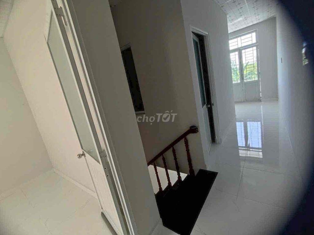 Cho thuê nhà ở KDC Hoàng Quân