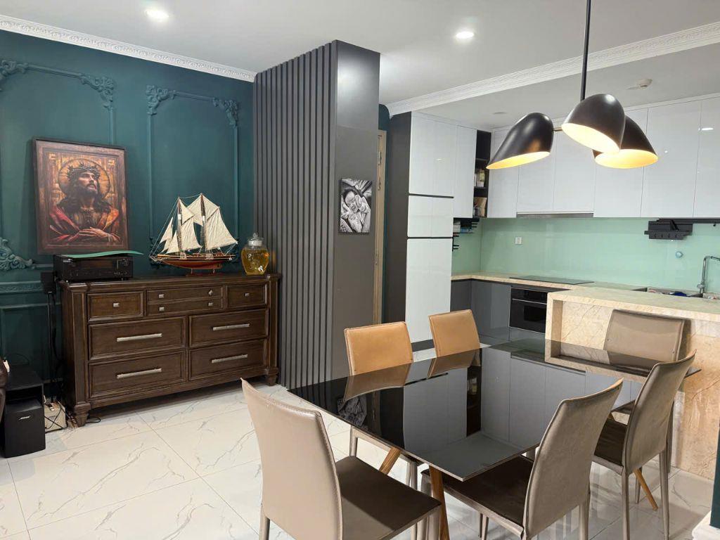 Chính chủ - Căn góc 105m² The View Riviera Point, 2PN có kho riêng, 8,8 tỷ