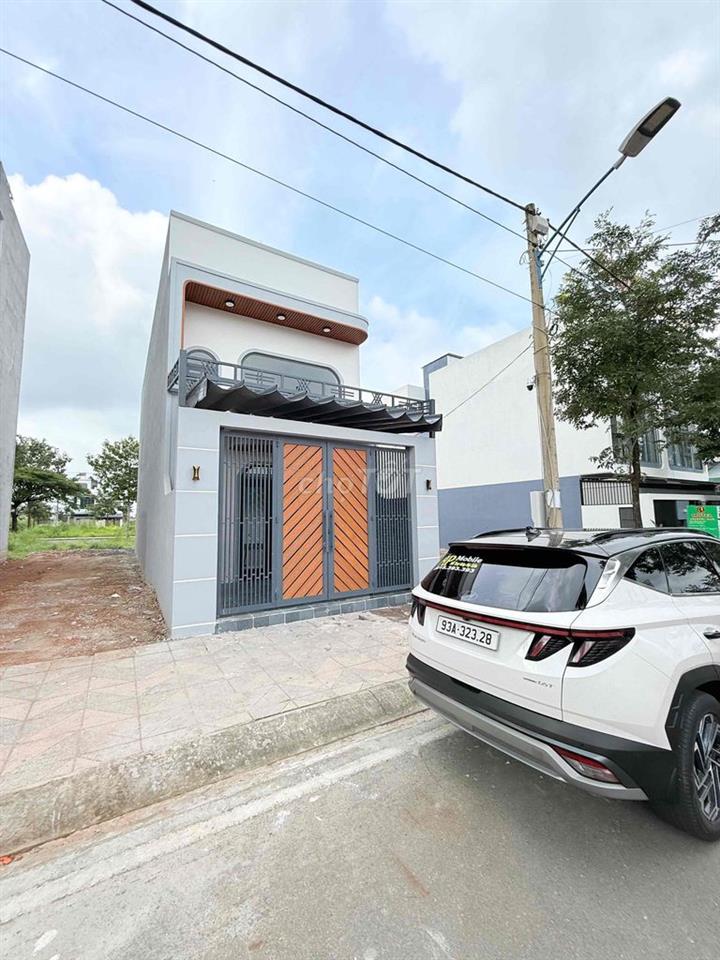 cho thuê nhà nguyên căn : 3pn-2vs-1pk-1 bếp.. nhà mới 100% full nội th