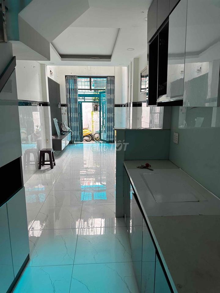 nhà cho thuê nguyên căn hẻm yên tỉnhvaf an ninh