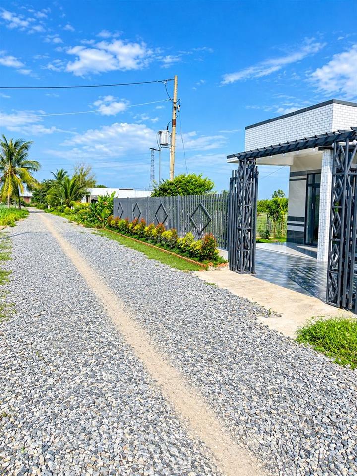 NHÀ VƯỜN MỚI XÂY 1000m² GIÁ CHỈ 2T3